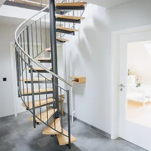 Privatunterkunft Raum Life - Design In, Hallbergmoos